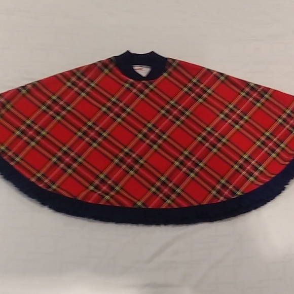 Vintage Red Plaid Poncho Size 6X/7 - Picture 3 of 6